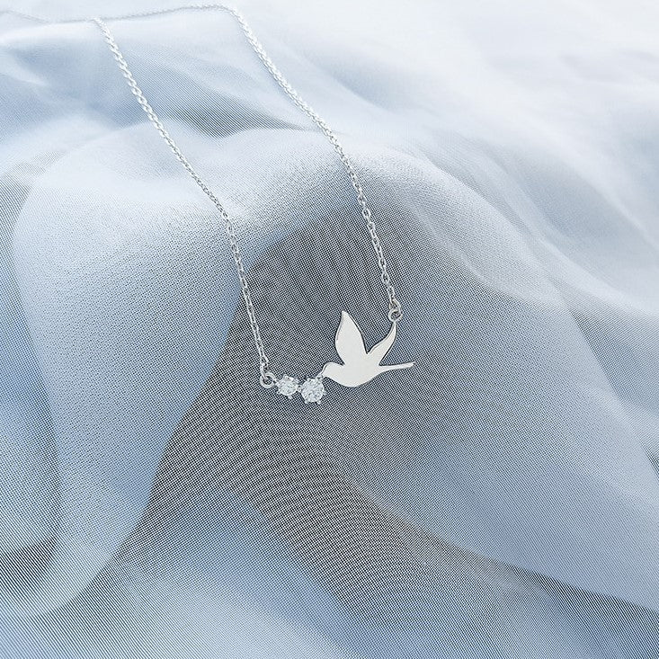 Silver Dove Pendent Necklace
